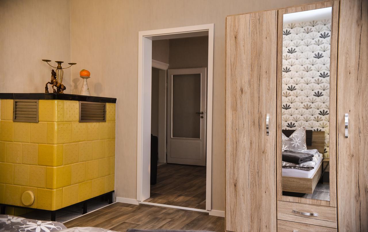 Ferienwohnung Schwarz & Weiss Эйзенах Экстерьер фото