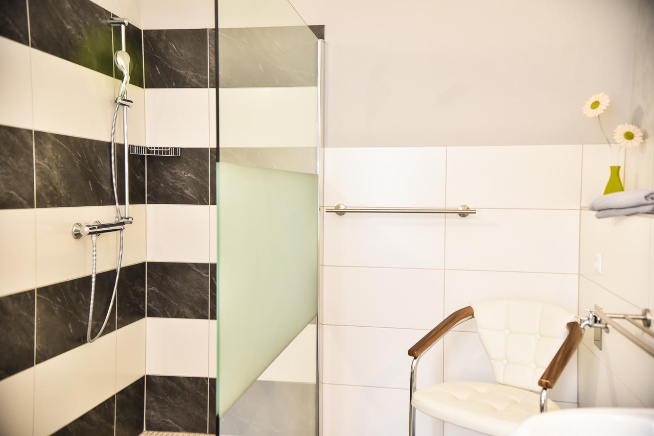 Ferienwohnung Schwarz & Weiss Эйзенах Экстерьер фото